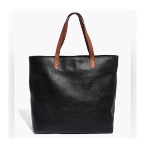 Madewell Women’s the Transport Medium Leather Tote in Black